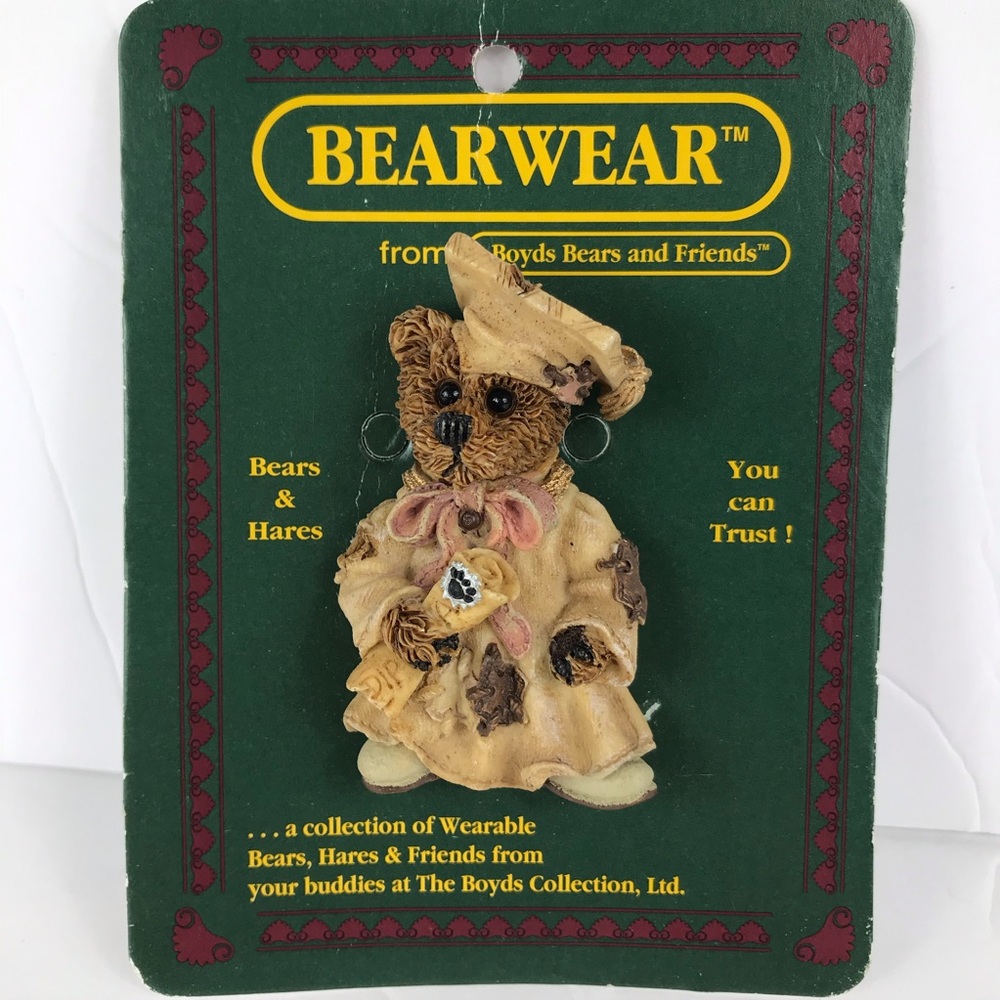 Bear pin brooch Bearwear Boyd’s Bears Graduation